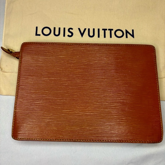 ❌SOLD❌ Louis Vuitton Cognac Brown Epi Leather Pochette Envelope Clutch EUC - Picture 17 of 17